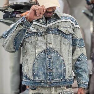 Gunzinii denim jacket - Studded Light Blue Denim Jacket - Unisex - New